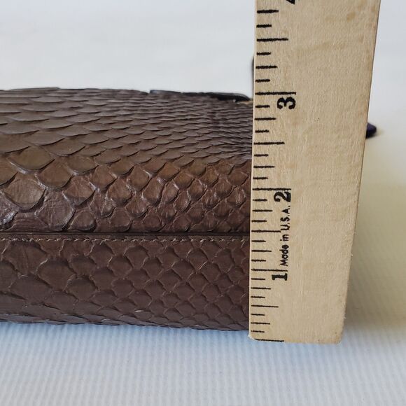 Coach Vintage Large Borough Python Embossed Leather Wristlet Clutch Zip Preppy - Picture 11 of 12